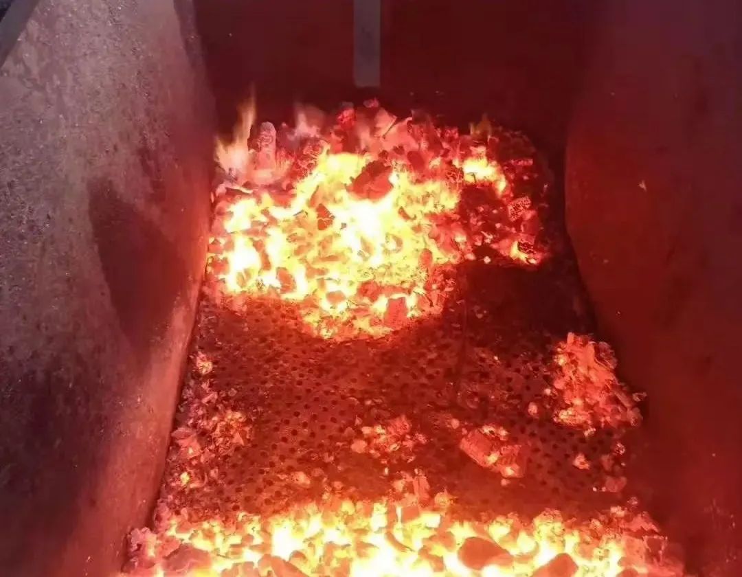 【昌平】肉要大口吃才够满足,仅99元抢【欢乐牧人•蒙古炭烤大营】超值炭烤羊腿,酥烂醇香,正宗内蒙古风味,让您体验不同的美味。