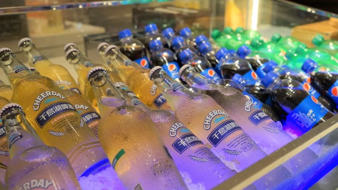 【春节通用不打烊·杭州豪华星级酒店自助·杭州福朋喜来登酒店·超长有效期】仅268抢购2大晚餐自助,可享超豪华喜来登自助餐,大闸蟹,刺身,生蚝,海鲜,烧腊,煎扒、烧烤,中式热菜…地处繁华地段,免费停车