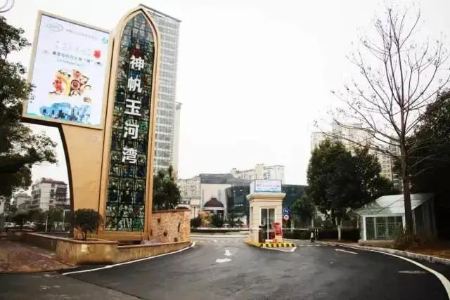 王府井商圈神帆玉河湾莱怡精致美食自助餐厅1111元抢价值318元双人