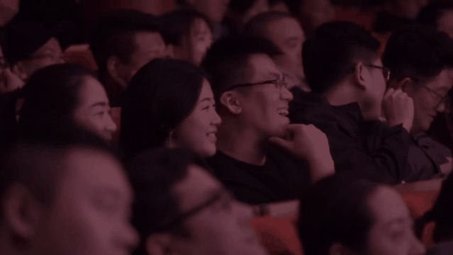 【青曲社鼓楼剧场】每天¥5.3,相声乐不停,青丝们看过来,青曲社实力宠粉,仅159元抢门市价4278元的青曲社鼓楼剧场青云卡1张,再送138区域门票1张!一个月内,不限次使用(每晚都能看)!抓住“相声节”的尾巴,感受陕派相声精华,青曲社特惠月卡,30天,精彩乐不停。