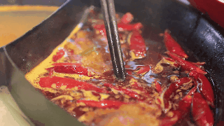 640-5.gif 【周一到周四无需预约 | 坐标武林店】6荤3素的火锅绝对是冬日必备美食!仅149元享门市价313元【袁老四火锅3-4人餐】✔ 经典三味锅底(菌汤+骨汤+番茄+麻辣)4选3 ✔炫酷脆毛肚✔太阳肥牛✔爱心虾滑✔江湖乌鸡卷✔黄金蛋饺✔美好火腿肠✔网红钻石冰粉……