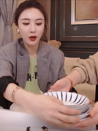 【全国到家】【爆款返场好评无限!薇娅直播推荐同款!!工厂抄底价!】仅39.9元抢门市价528元卖断货的【日式手绘餐具16件套】匠心手绘釉下彩工艺,拒绝贴花,无铅、铬等重金属~不掉色不脱落!耐热材质,冰箱、洗碗机、微波炉统统能用~