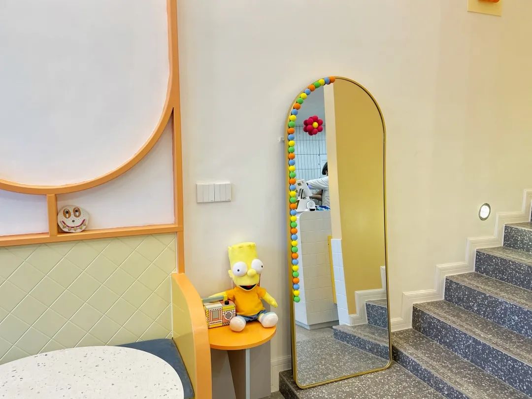 【春节节假日通用•建国北路地铁口•杭州首家水果杯专营店】年终超值福利!刷爆某书和某评的甜品店!一杯里面竟有50+种水果!车厘子✔晴王✔草莓✔芒果✔释迦果✔杨桃✔猕猴桃✔莲雾✔等等等等超级多的水果!快来【一杯王甜甜】感受只需29.9元抢购门市价98元的超值双人套餐!