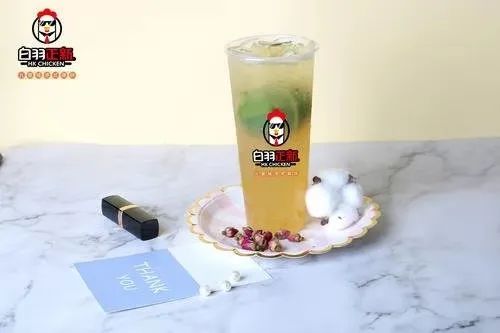 靠奶茶和炸鸡续命的小哥哥小姐姐们看过来,现在是划重点时刻!【白羽正新(星澜汇店)】福利大放送,仅9.9/12.9元即可享受奶茶两杯(原味,香芋,草莓,西瓜,燕麦,巧克力6选2可以拆分)/鸡排+饮料1杯 /鸡排+洋葱圈3个+奶茶1杯,美味不停歇,给你的生活加点料~