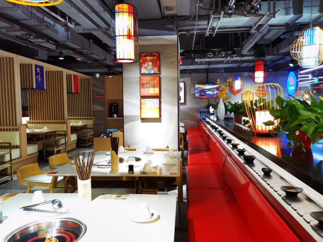 【南大街中大国际|大味火锅】1周年庆大促,抢到就是赚到!149元抢门市价336元的大味火锅3-4人餐,千层牛肚,喷火牛肉,大味肥牛,乌鸡卷,鲜鸭血,撒尿牛肉丸,海带苗,金针菇,川粉带,油麦菜..手工炒料,空运食材!