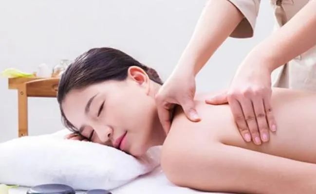 【3店通用|古法采耳】68元抢门市价147元【竹雀】古法采耳+香薰耳烛套餐!舒适度爆棚!带你体验灵魂深处的舒畅感~