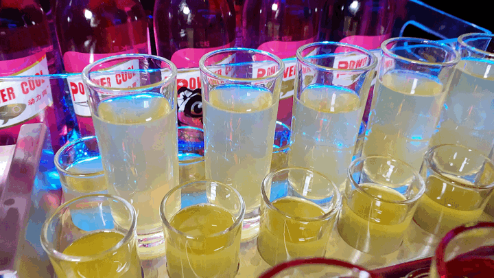 九街新店开业!【辰色酒馆】全国连锁辰色酒馆终于落户重庆啦!29.9元起购超值酒水套餐!专属年轻人的酒馆~重庆娃儿的微醺夜生活!辰色斗酒暗恋、爱之醉、百威....