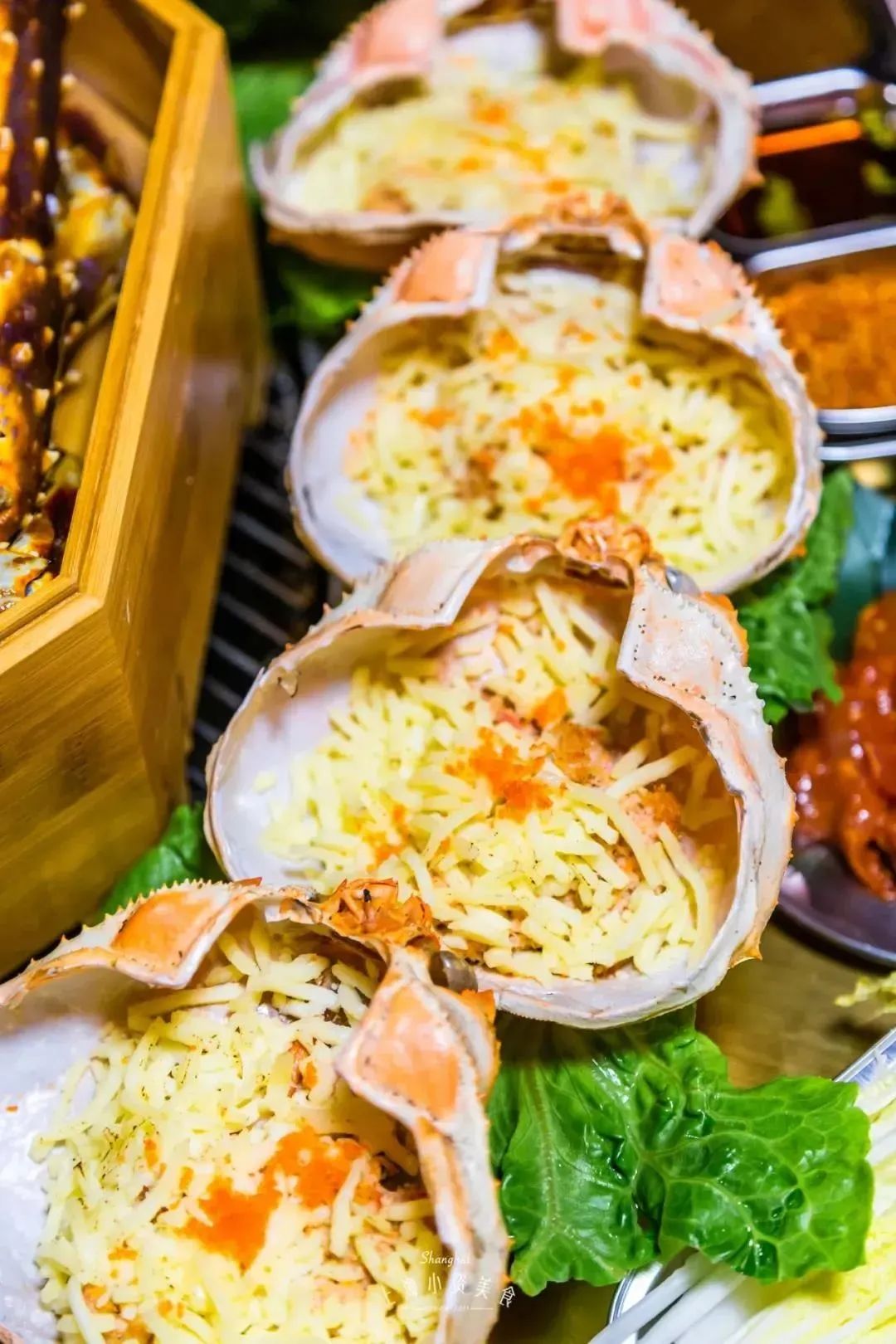 【王思聪看上的餐厅 | 浙大紫金港店】风靡魔都的网红“海鲜呼啦圈”——【烧货煮厂】杭州首店!~现仅168元打卡门市价521元的炭烧海鲜套餐!16个菜品,带你360°畅享鲜美海鲜,好吃到停不下来!