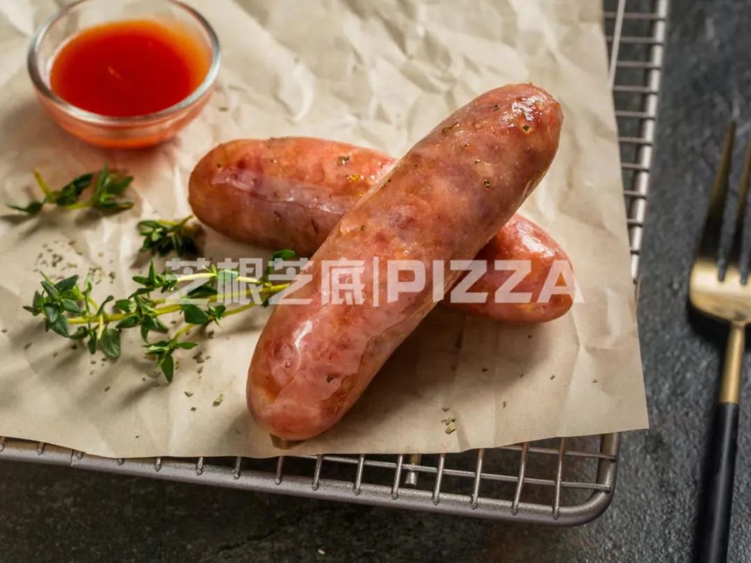 【18店通用·无需预约】49.9元享门市价108元【芝根芝底pizza】双人餐,9英寸比萨八选一(✔夏威夷比萨✔罗勒海鲜比萨✔岩烧牛肉比萨✔精选芝士比萨✔南美多肉比萨✔奥尔良烤鸡比萨✔经典培根比萨✔黄桃水果比萨)+小吃五选二(✔鳕鱼排✔鸡块4个✔台式肉肠1根✔英伦薯条✔葡式蛋挞)+原味奶茶/可乐两杯…畅快吃,决不让胃服输!