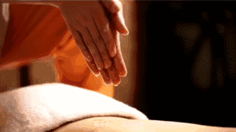 原样呈现泰式按摩 将纯粹的按摩体验做到细致之处 精油效用在技师的