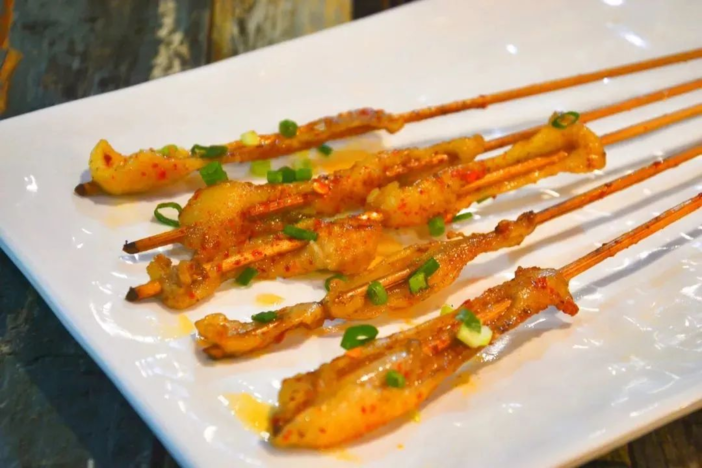 烤鱼肉卷 特色烤香菇 锡纸娃娃菜 建水包浆豆腐等~【牛得很简直是烧烤