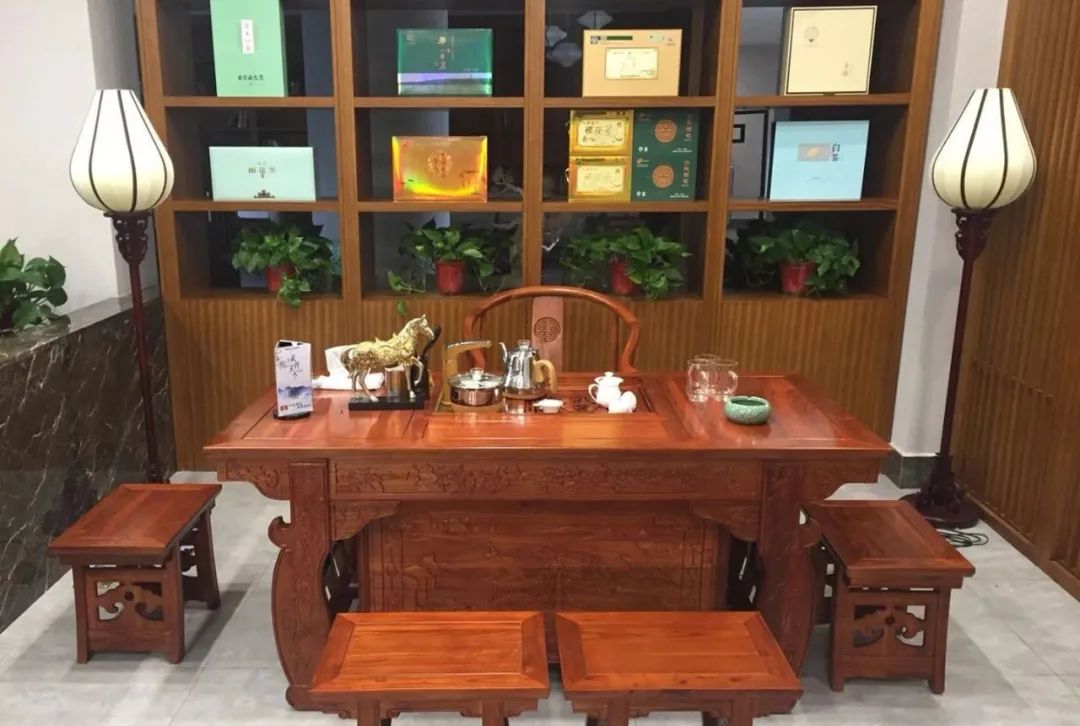 【千千春节专享特惠 南京平山荣逸独栋别墅】1888元享三室独栋别墅6人套餐,2488元享四室独栋别墅8人套餐,2988元享五室独栋别墅10人套餐,精品别墅房+平山森林公园门票+自助早餐,悠然惬意好生活,圆你新年“墅”愿、阖家团圆梦!
