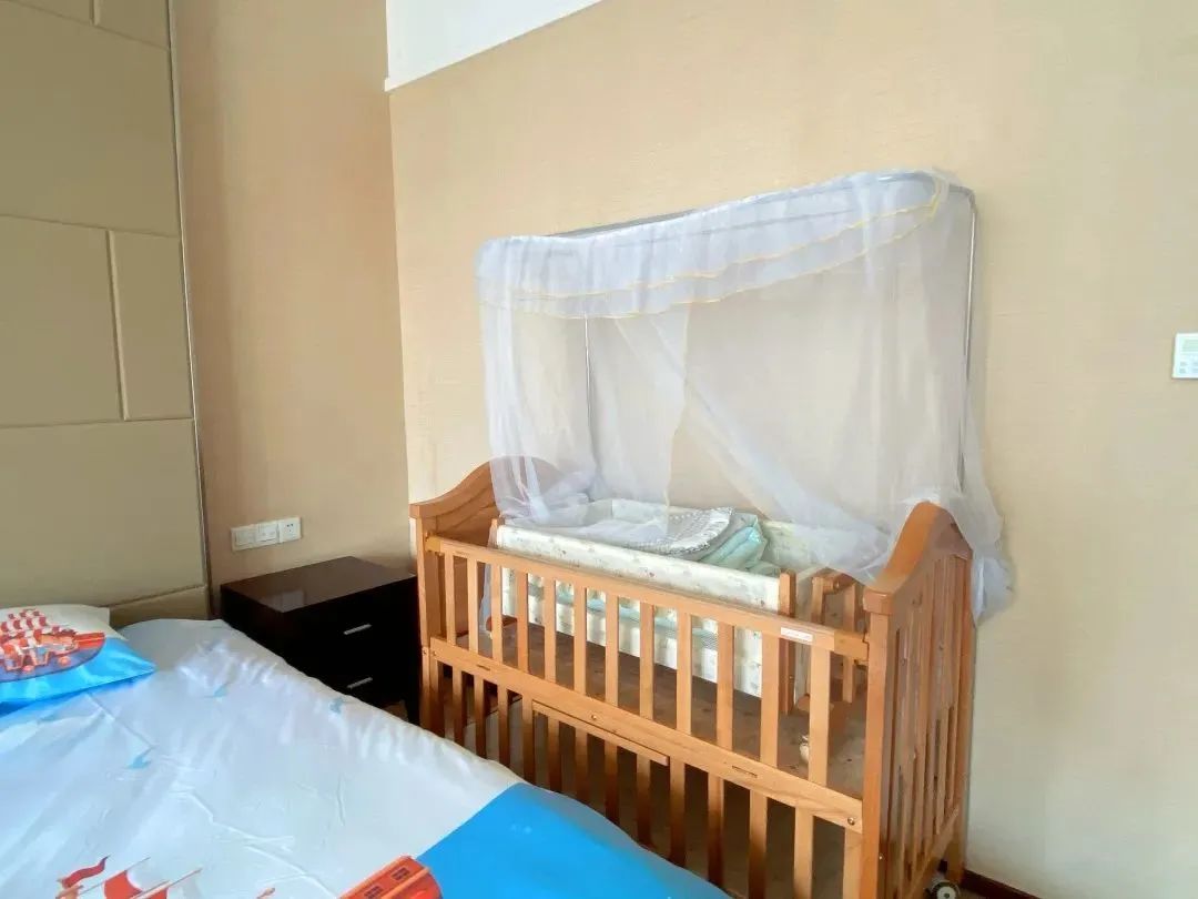 【全家欢乐游 踏青好去处】承包一座岛,吃住玩全含~399元抢超值2大1小亲子套餐!双山岛涵田高尔夫度假村双床房+自助早餐+家庭美食套餐1份(晚餐/自助晚餐)+高尔夫体验+自行车骑行...可以乘坐快艇,从繁华的城市开往纯净的江上慢岛~快和家人一起去赴一场自由惬意的约会!