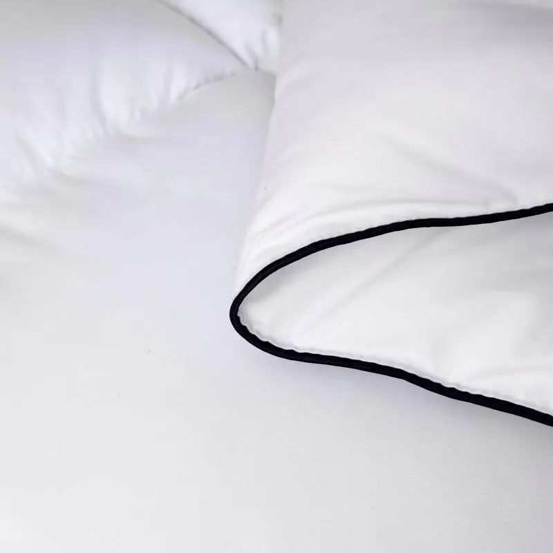 【厂家紧急调拨库存,年终钜惠,最后一波福利来袭】希尔顿羽丝绒被“会呼吸的棉被”!58/78/88抢购希尔顿羽丝绒被,三种规格不同斤数任君选择!轻薄透气、手感柔软、自动感温、不变形 ,厂家直销,数量有限,手慢无!