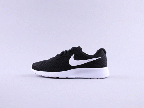 "耐克"家的运动鞋向来是品质与流行的代名词作为运动鞋界的经典老牌